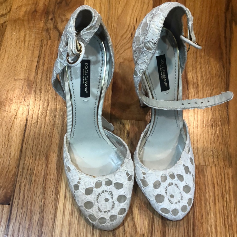 Great condition dolce and gabanna shoes